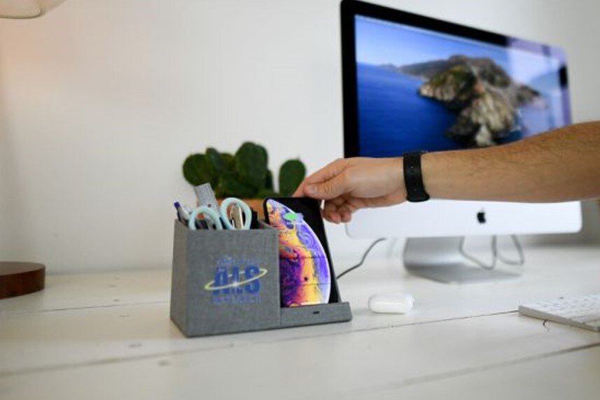 Truman Wireless Charging Pencil Cup